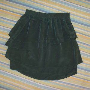 Hanna & Grace Olive Green Tiered Skirt, size Medium